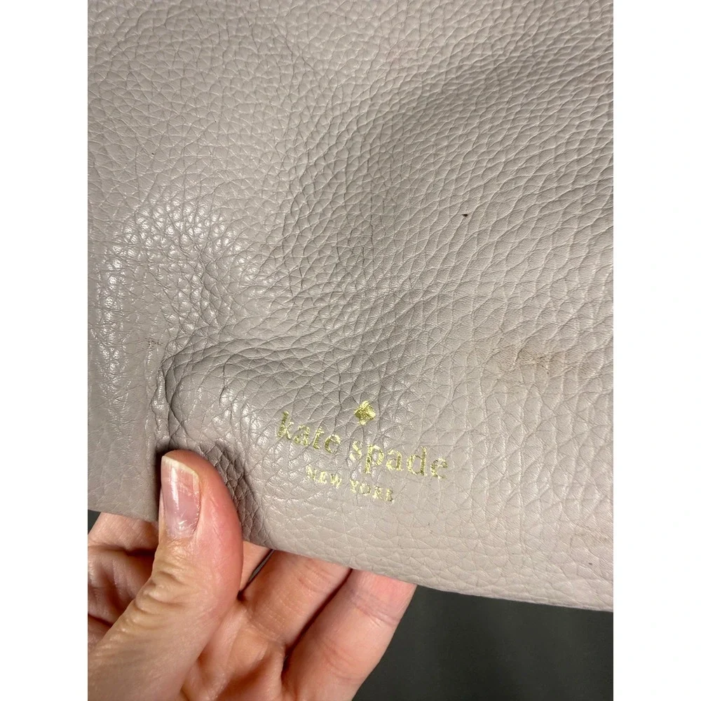 Kate Spade Crossbody Bag Womens Medium Taupe Black Pebbled Leather Hobo Shoulder